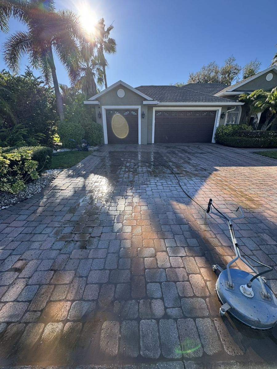 Paver driveway dull and dirty before cleaning and sealing